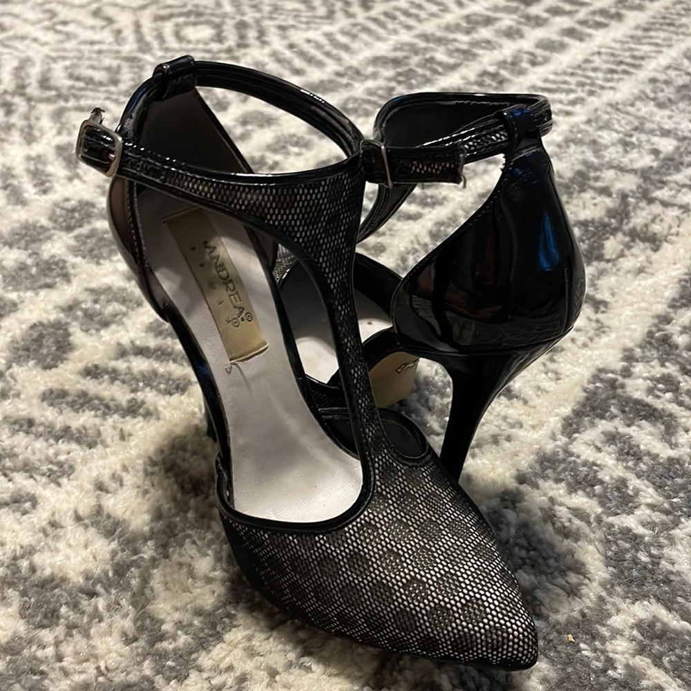 Black and grey pumps